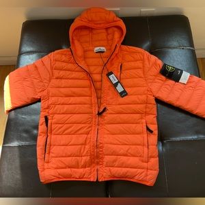 STONE ISLAND
LOOM WOVEN
DOWN CHAMBERS
STRETCH NYLON-TC